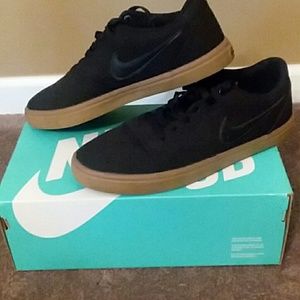 Men's Nike SB